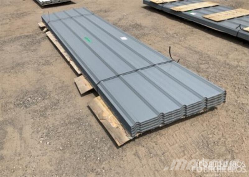  Quantity of (100) 3 ft x 12 ft Grey Steel Siding R Ostalo za građevinarstvo