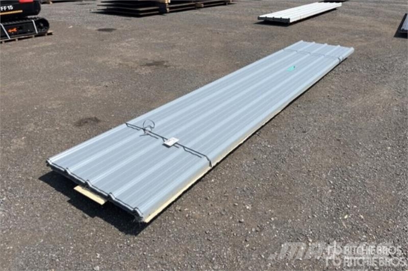 Quantity of (100) 3 ft x 16 ft Grey Steel Siding R Ostalo za građevinarstvo