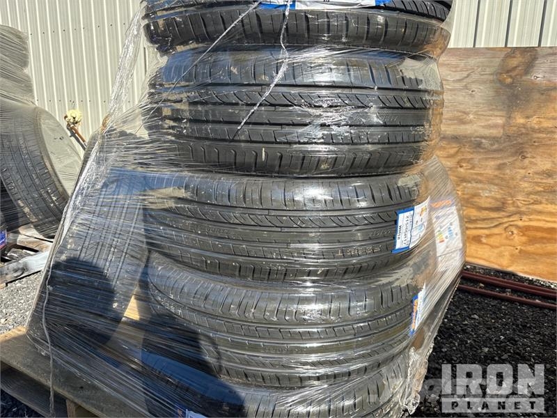 Quantity of (12) 215/60R17 Tires (Unused) Gume, točkovi i felne