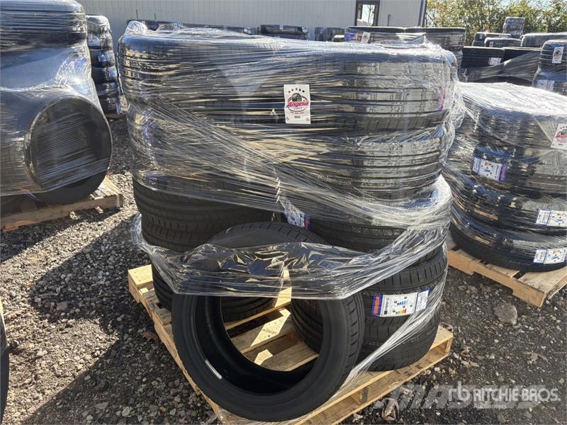Quantity of (12) 225/45R17 Tires الإطارات والعجلات والحافات