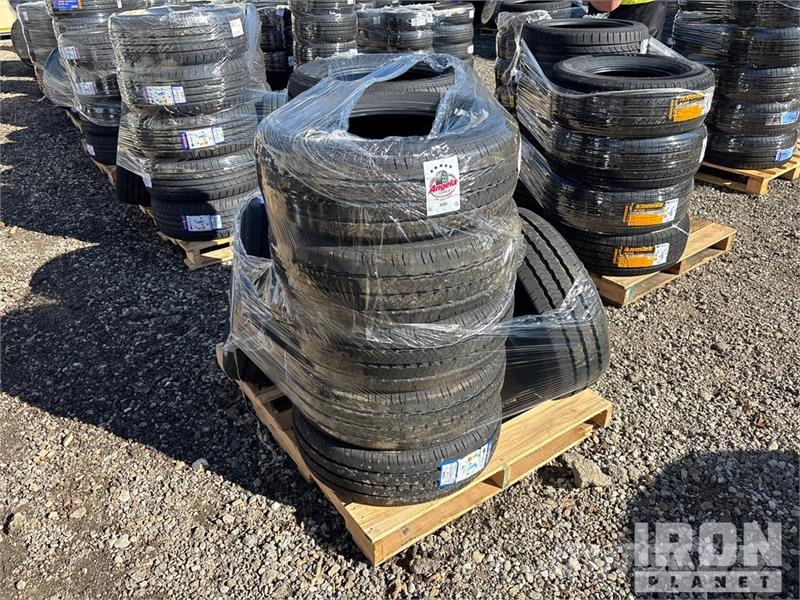  Quantity of (12) 225-65R-16C Tires (Unused) 轮胎、车轮、轮圈