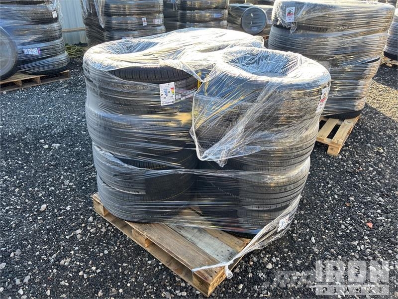  Quantity of (12) 235-45ZR-18 Tires (Unused) 轮胎、车轮、轮圈
