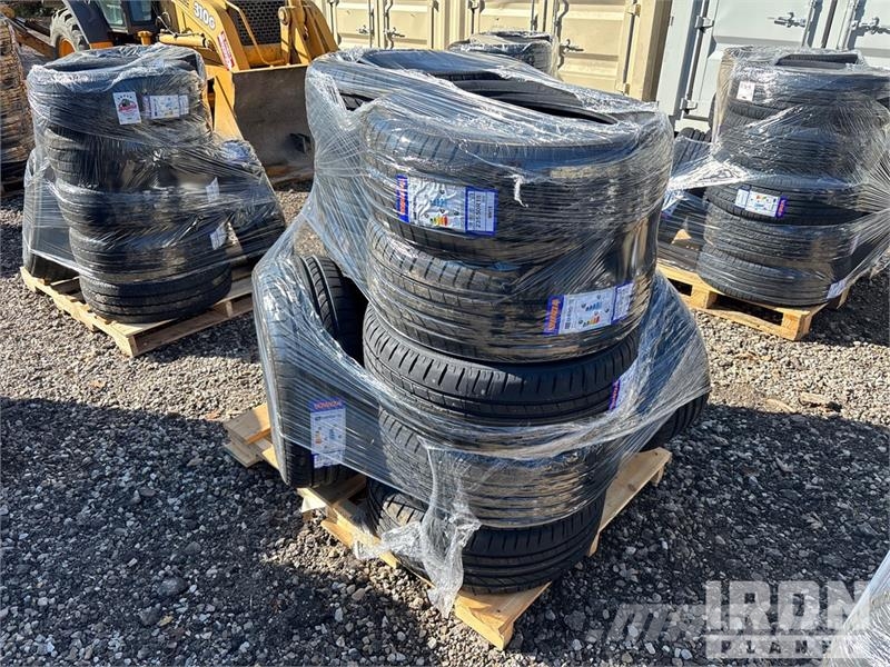  Quantity of (12) 235-50R-18 Tires (Unused) 轮胎、车轮、轮圈