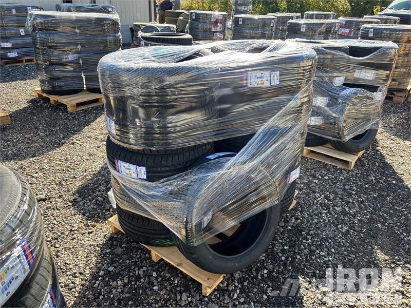  Quantity of (12) 235-50R-18 Tires (Unused) 轮胎、车轮、轮圈