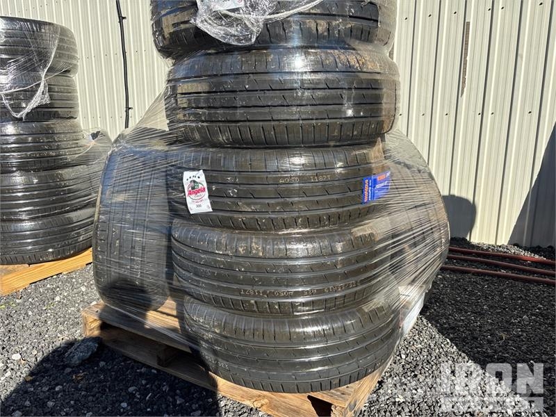  Quantity of (12) 235/55R19 Tires (Unused) 轮胎、车轮、轮圈