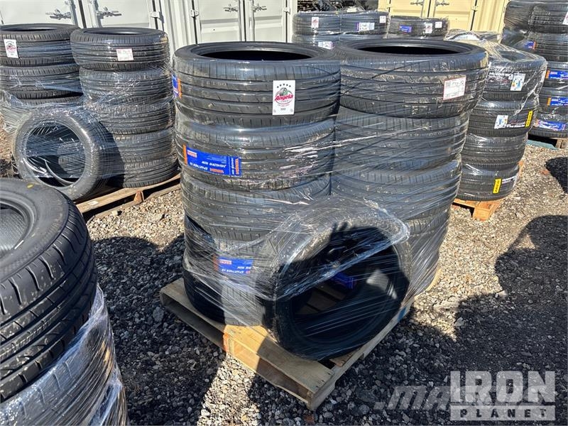 Quantity of (12) 245-45ZR-19 Tires (Unused) Gume, točkovi i felne