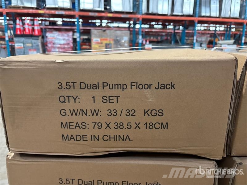 Quantity of (12) BYT FLOJK035 3.5 ton Floor Jack Ostale komponente za građevinarstvo