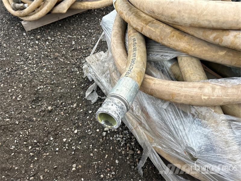 Quantity of (12) Hose Hydronic 1 1/4 in x 50 ft Costruzioni - Altro