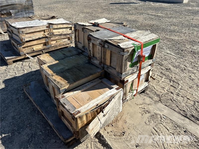Quantity of (12) Machpro Bucket1 8 in Digging Min Godet