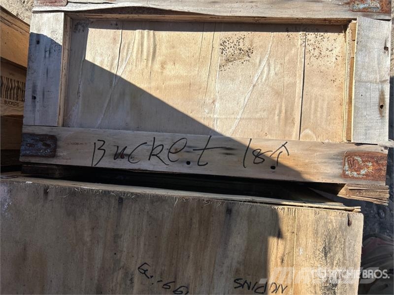 Quantity of (12) Machpro Bucket1 8 in Digging Min Godet