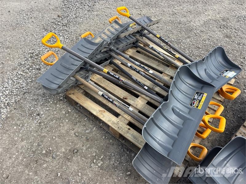  Quantity of (12) Shovels Lauksaimniecība- Citi
