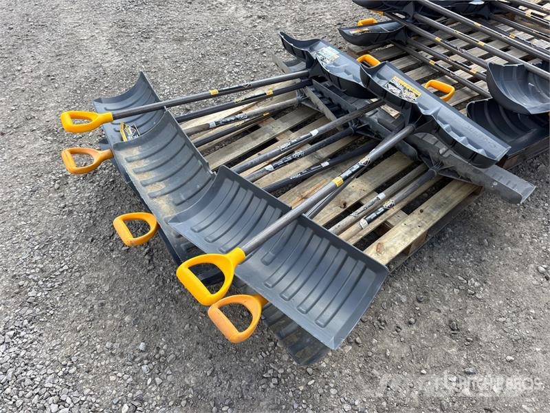  Quantity of (12) Shovels Lauksaimniecība- Citi