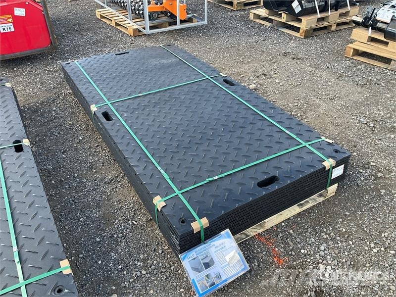Quantity of (12) SKLP SK-LJB12 94 in x 47 in Poly Rezervni delovi i oprema za bušenje