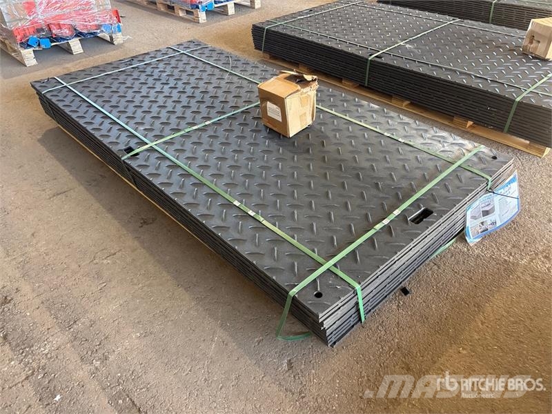 Quantity of (12) SKLP SK-LJB12 94 in x 47 in Poly Transport - Anderen