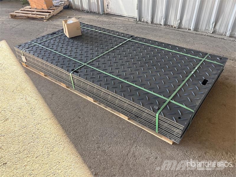 Quantity of (12) SKLP SK-LJB12 94 in x 47 in Poly Transport - Anderen