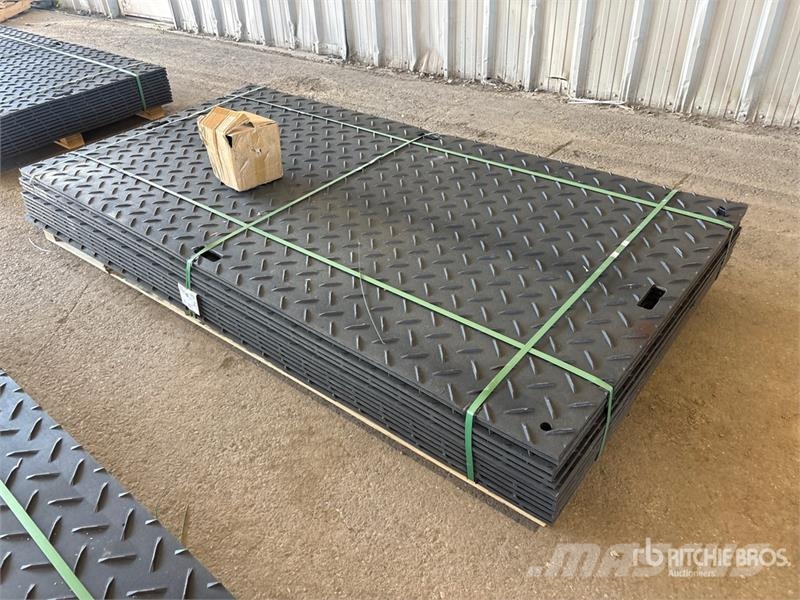 Quantity of (12) SKLP SK-LJB12 94 in x 47 in Poly Transport - Anderen