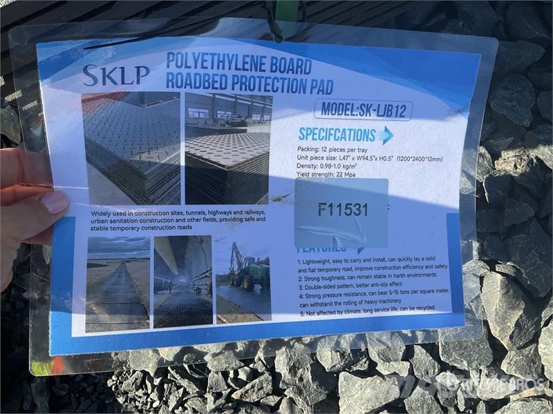 Quantity of (12) SKLP SK-LJB12 94 in x 47 in Poly Transportes - Outros