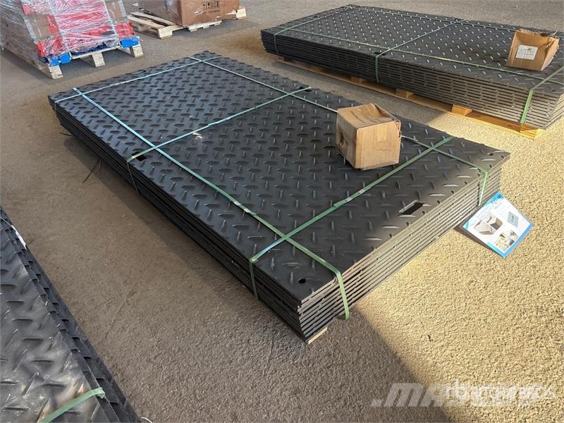 Quantity of (12) SKLP SK-LJB12 94 in x 47 in Poly Transport - Anderen