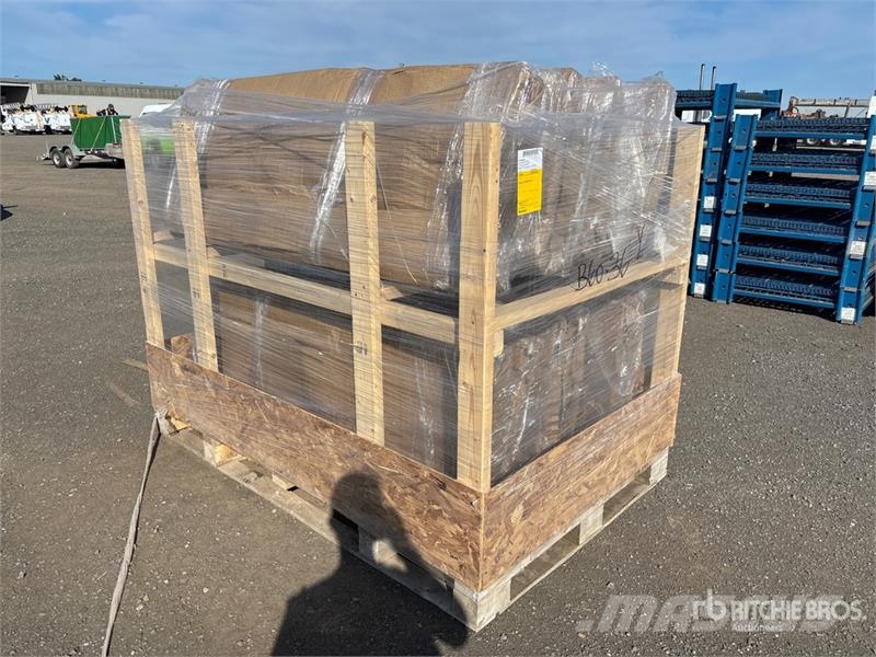 Quantity of (12) Tailgates - Fits Pickup Ostale kargo komponente