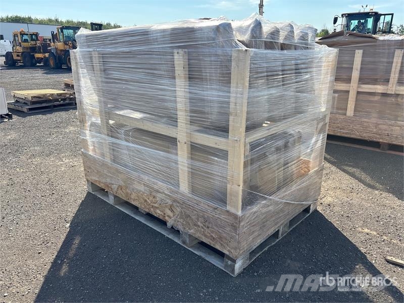 Quantity of (12) Tailgates - Fits Pickup Ostale kargo komponente