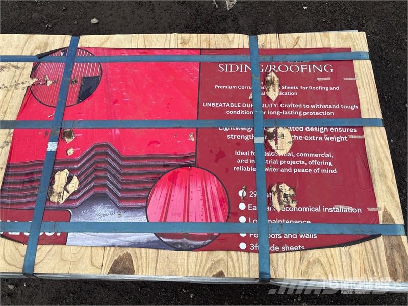 Quantity of (125) 3 ft x 12 ft Red Steel Siding Ro Строителство - Други