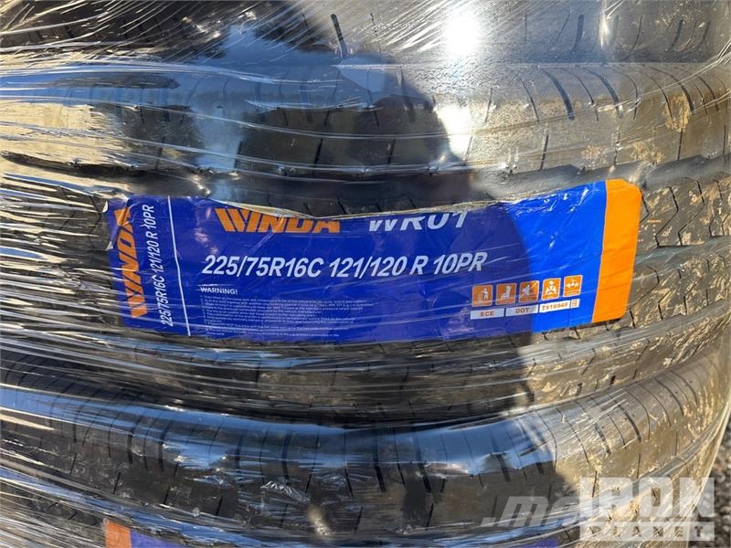 Quantity of (13) 225/75R16C Tires (Unused) Gume, točkovi i felne