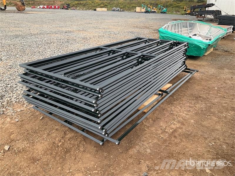Quantity of (15) BYT DMG10 9 ft x 4 ft Steel 9 ft Autres matériels d'élevage