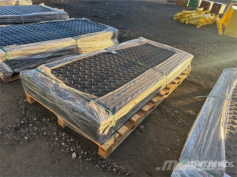 Quantity of (15) FPM Ground Protection Mats (Unus Rezervni delovi i oprema za bušenje