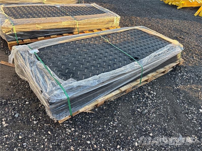 Quantity of (15) FPM Ground Protection Mats (Unus Rezervni delovi i oprema za bušenje