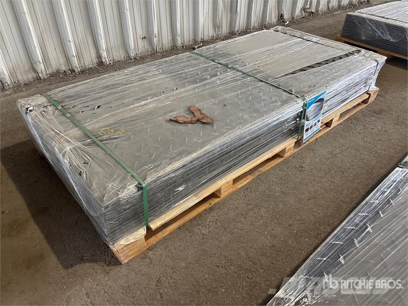 Quantity of (15) FPM Ground Protection Mats (Unus Rezervni delovi i oprema za bušenje