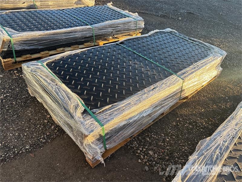 Quantity of (15) FPM Ground Protection Mats (Unus Rezervni delovi i oprema za bušenje