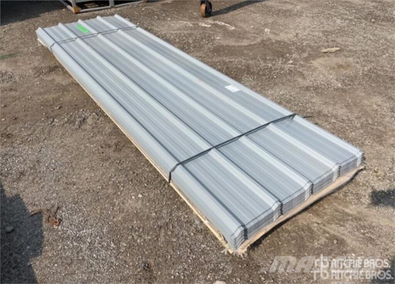 Quantity of (150) 3 ft x 10 ft Grey Steel Siding R Ostalo za građevinarstvo