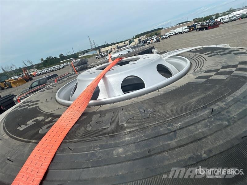 Quantity of (16) 11R22.5 Steer/All Position Tires Tyres, wheels and rims