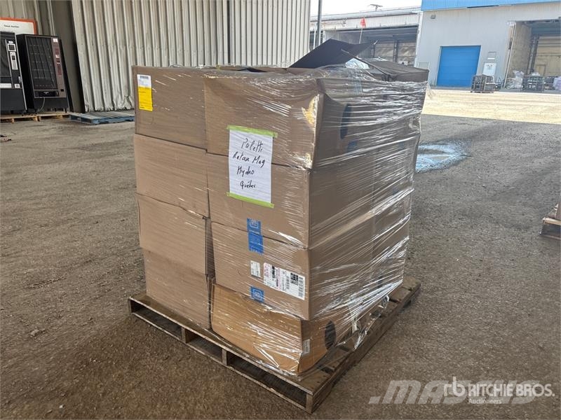  Quantity of (16) Aluminum Wheels Opony, koła i felgi