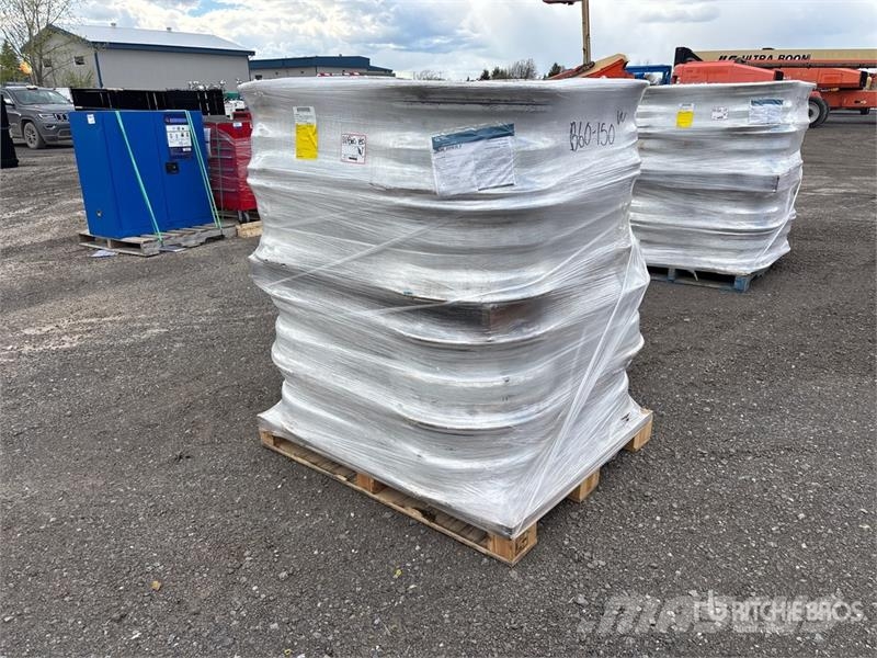 Quantity of (16) Rims Ostale kargo komponente