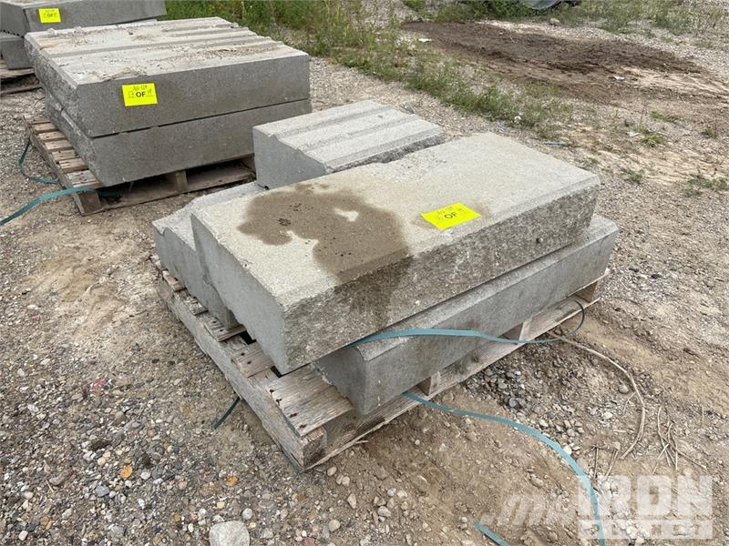  Quantity of (19) Pallets of Sewer Risers, Grates a ماكينات زراعية - غير ذلك