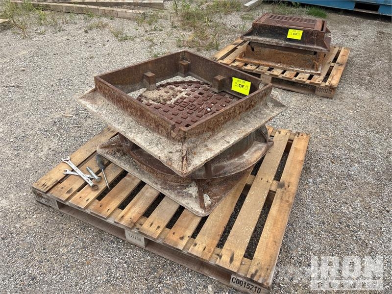  Quantity of (19) Pallets of Sewer Risers, Grates a ماكينات زراعية - غير ذلك