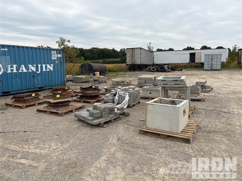  Quantity of (19) Pallets of Sewer Risers, Grates a ماكينات زراعية - غير ذلك