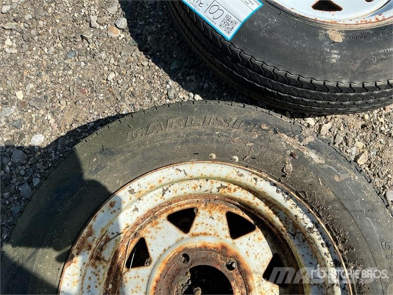 Quantity of (2) 175/80D13 Tires Pneumatici, ruote e cerchioni
