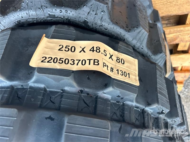 Quantity of (2) 250 mm x 48.5 mm x 80 mm 9" Rubber Drugi deli