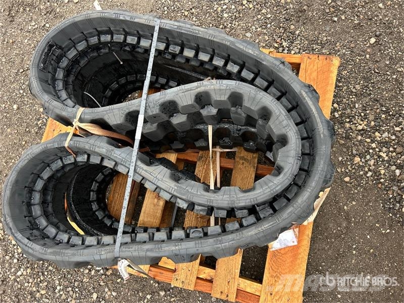 Quantity of (2) 250 mm x 48.5 mm x 80 mm 9" Rubber Drugi deli