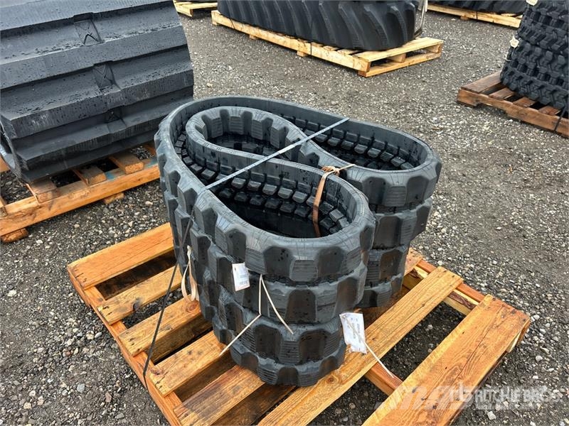 Quantity of (2) 250 mm x 48.5 mm x 80 mm 9" Rubber Drugi deli