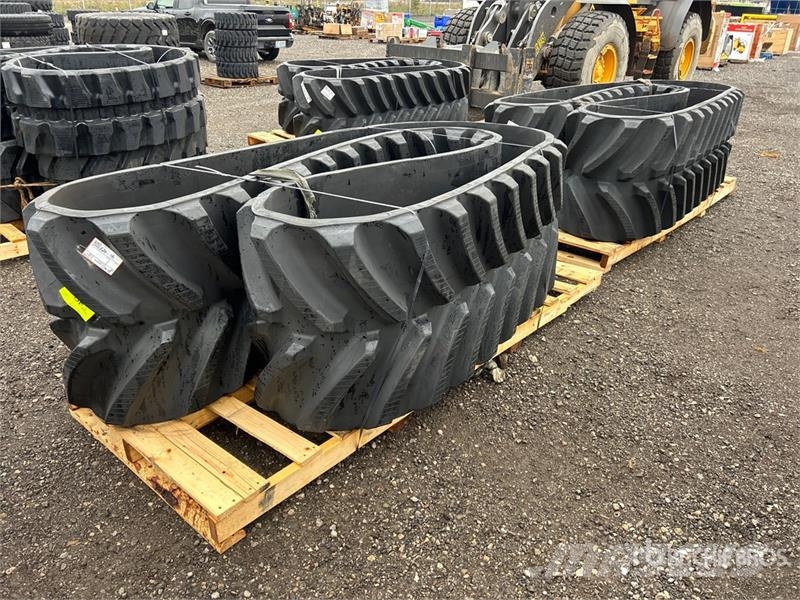 Quantity of (2) 29" Rubber Tracks (Unused) - Fits Drugi deli