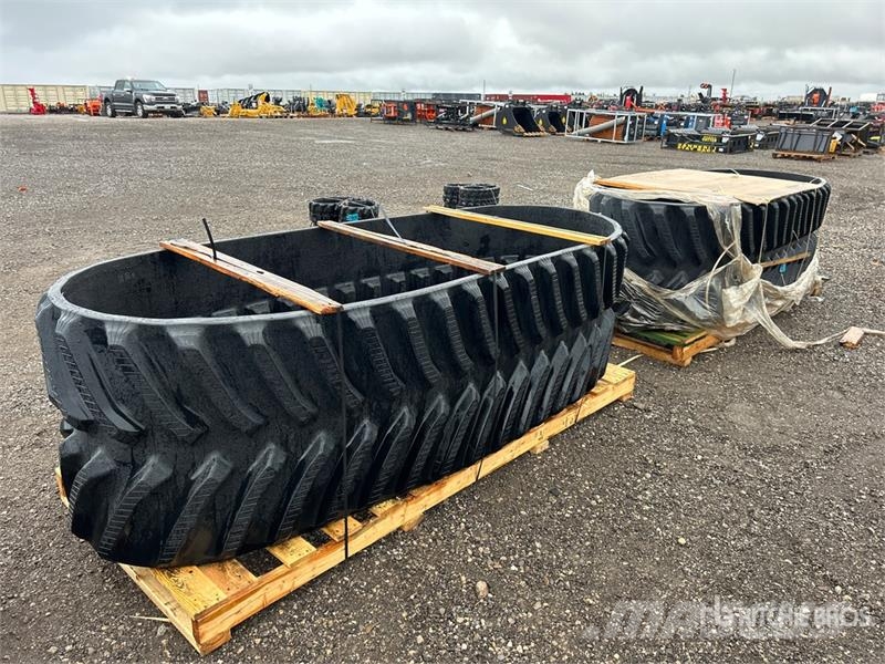  Quantity of (2) 30" Rubber Tracks (Unused) مكونات أخرى