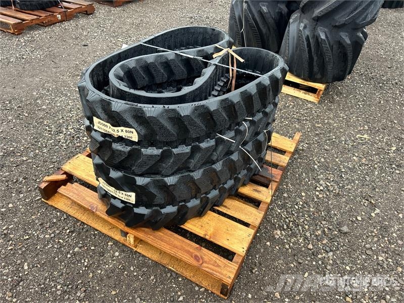  Quantity of (2) 300 mm x 52.5 mm X 80 mm 11" Rubbe مكونات أخرى