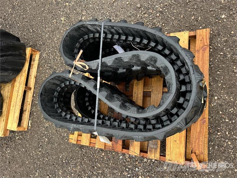  Quantity of (2) 300 mm x 52.5 mm X 80 mm 11" Rubbe مكونات أخرى