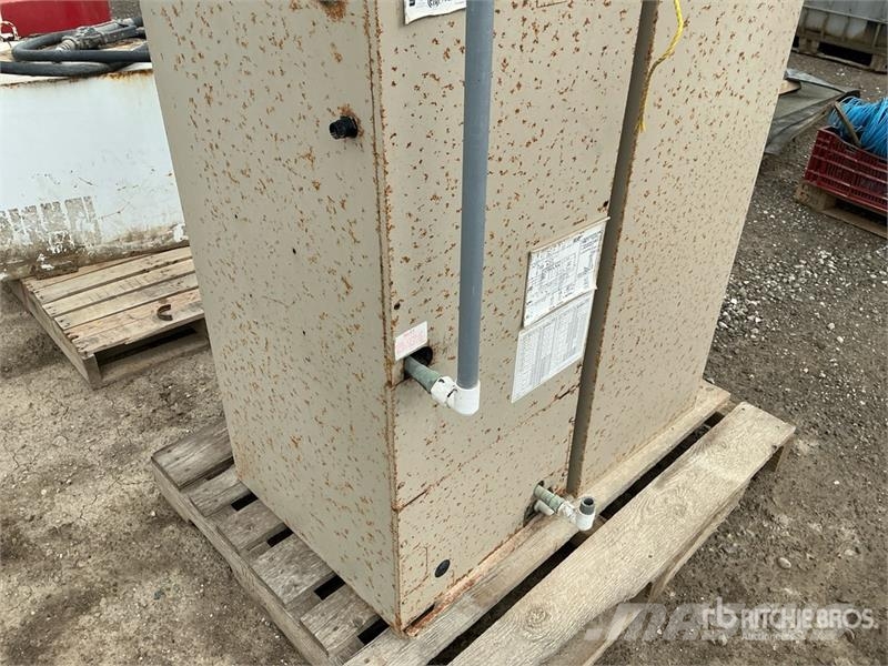  Quantity of (2) 30000 BTU Air Handlers ماكينات زراعية - غير ذلك