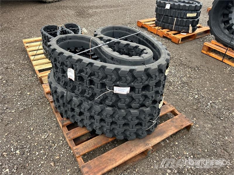 Quantity of (2) 320 mm x 86mm x 47 mm 12" Rubber T Drugi deli