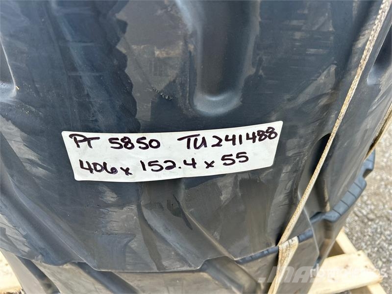  Quantity of (2) 406 mm x 152.4 mm X 55 mm Rubber T مكونات أخرى