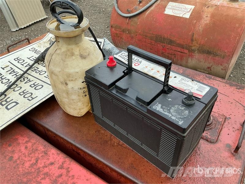 Quantity of (2) 450 L Fuel Tank Fuel and additive tanks